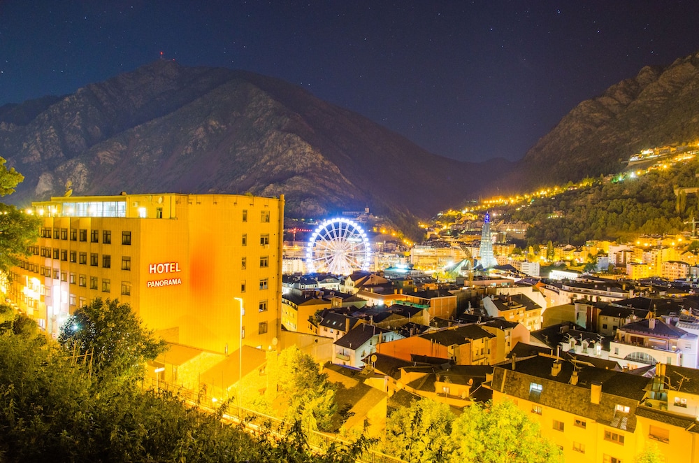 Hotel Front - Evening/Night