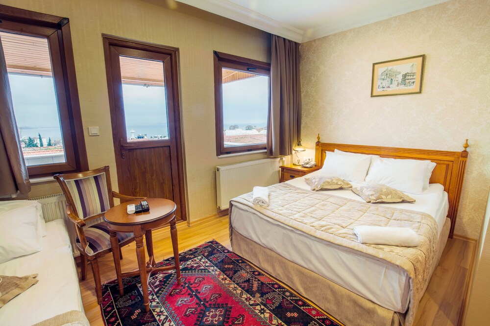 Guestroom
