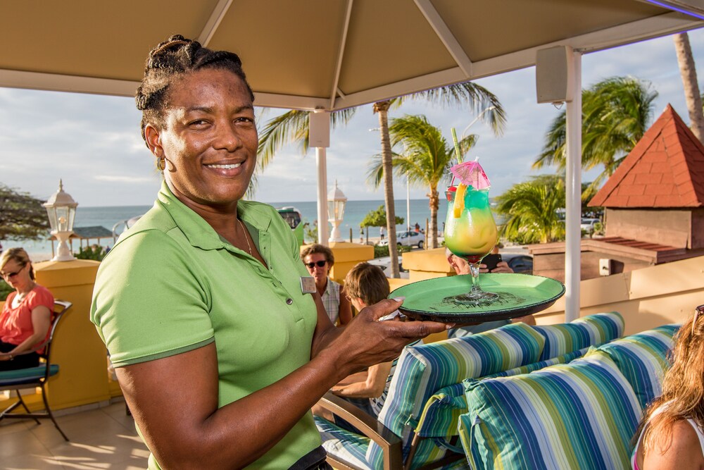 Poolside Bar