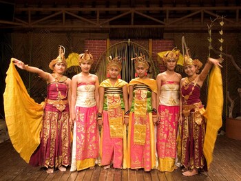 Theater Show