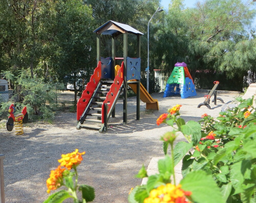 Childrens Play Area - Outdoor