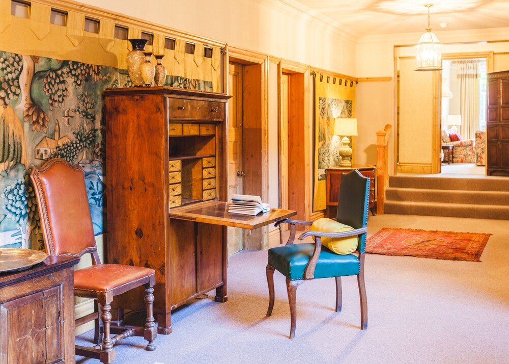 Bar-salon de l'hôtel