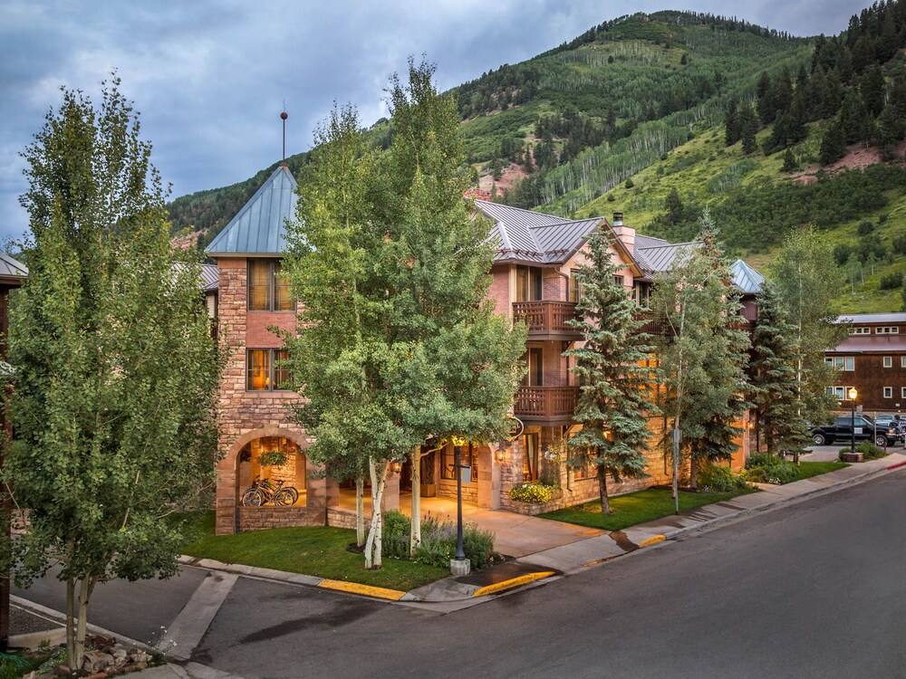 Hotel Front