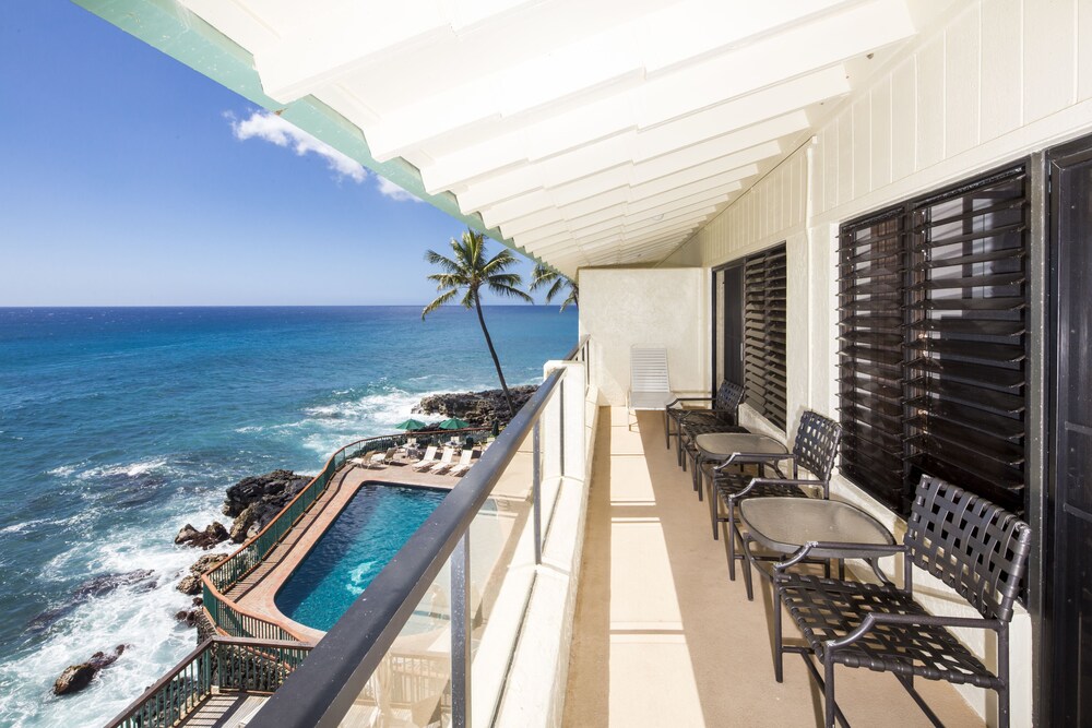Suite, 3 Bedrooms, 2 Bathrooms, Oceanfront - Balcony