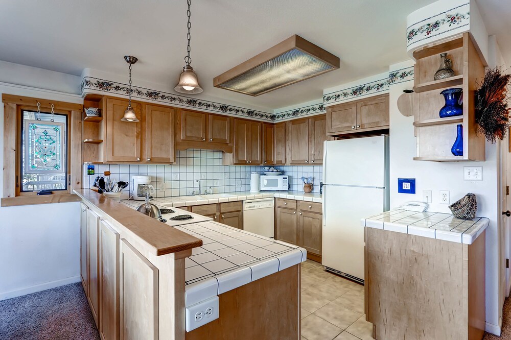Condo, 2 Bedrooms, 2 Bathrooms - In-Room Kitchen