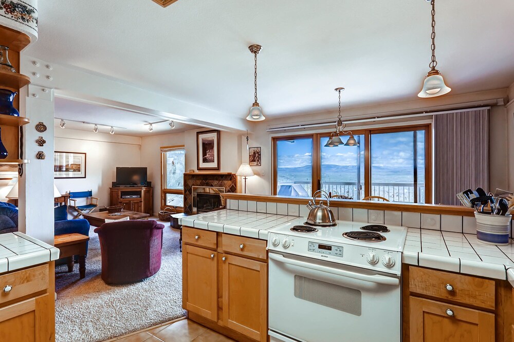 Condo, 2 Bedrooms, 2 Bathrooms - In-Room Kitchen