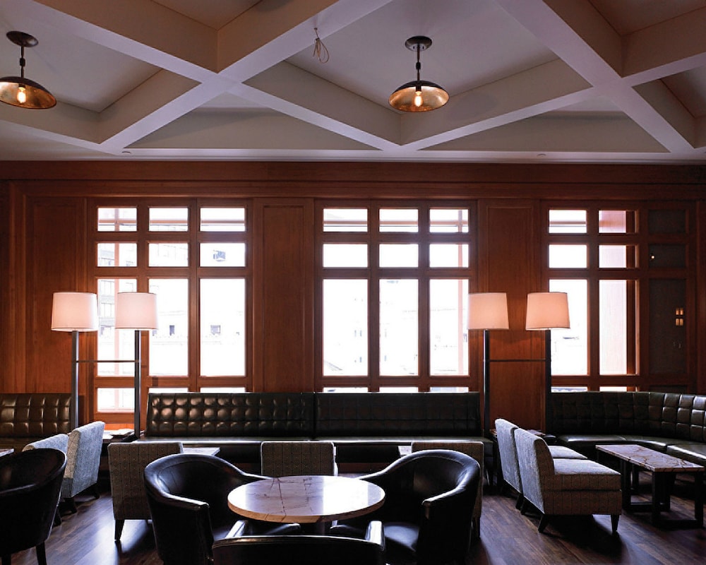 Hotel Lounge
