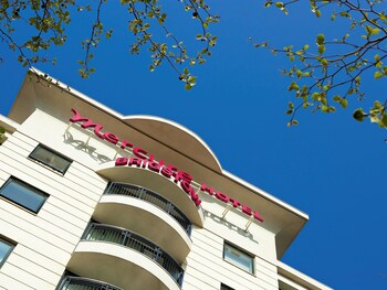 Bristol Vacations - Mercure Bristol Brigstow Hotel - Property Image 9