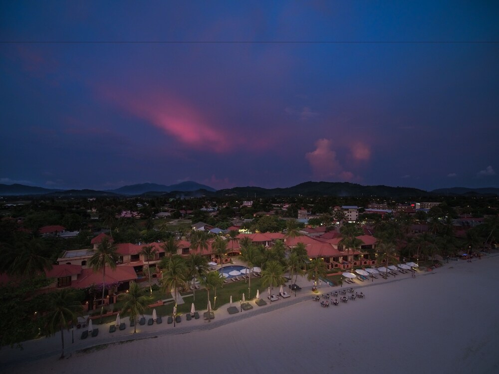 Beach/Ocean View
