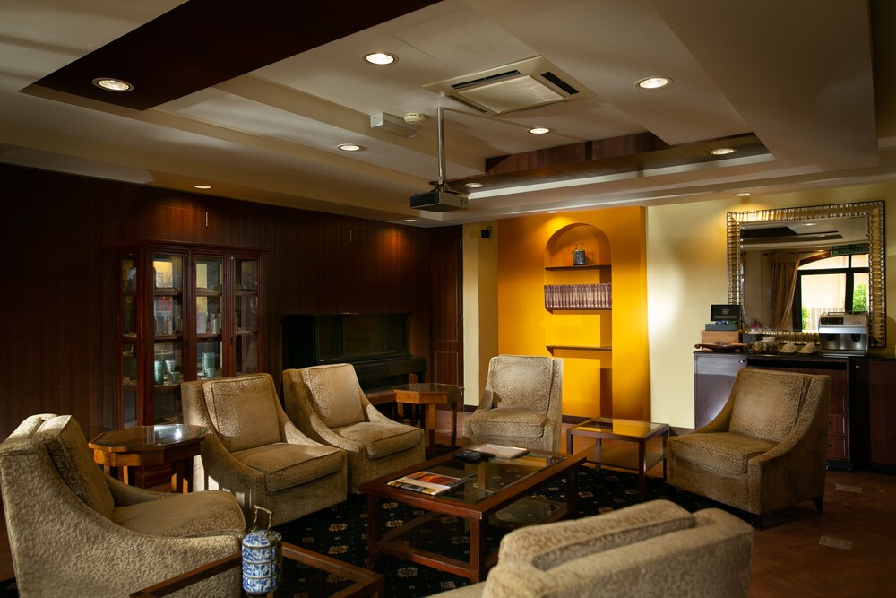 Hotel Lounge