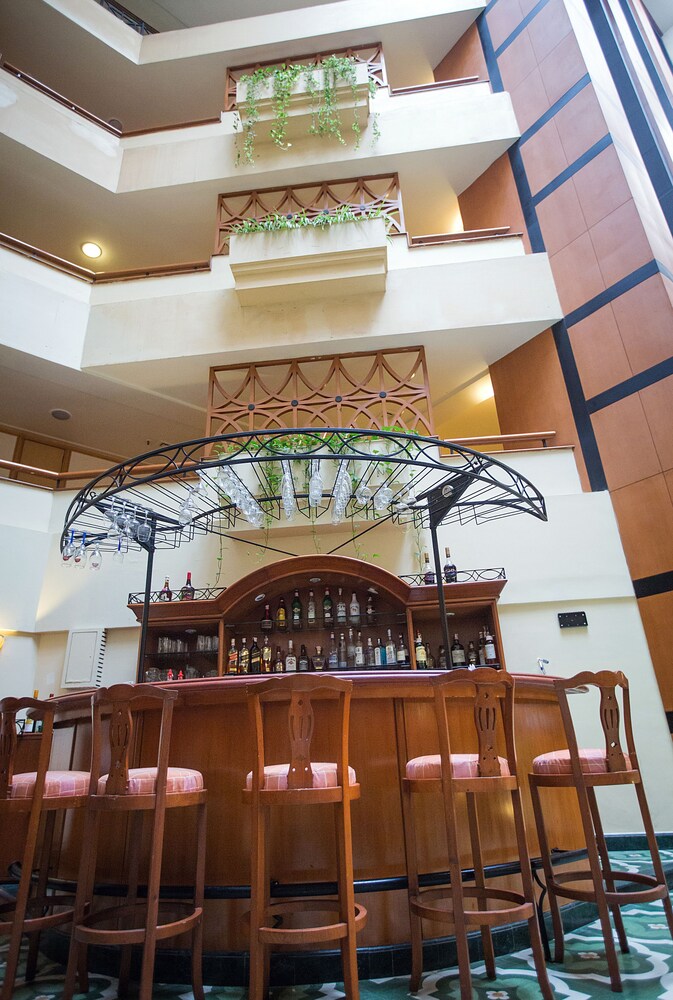 Hotel Bar