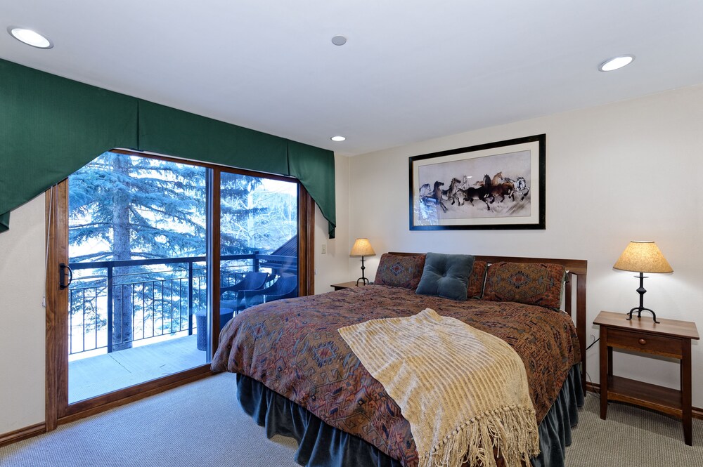 Premier Loft, 3 Bedrooms - Guestroom