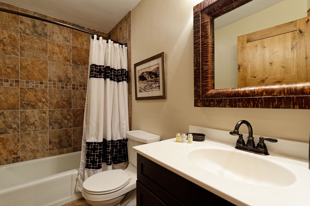Premier Room, 1 Bedroom - Bathroom