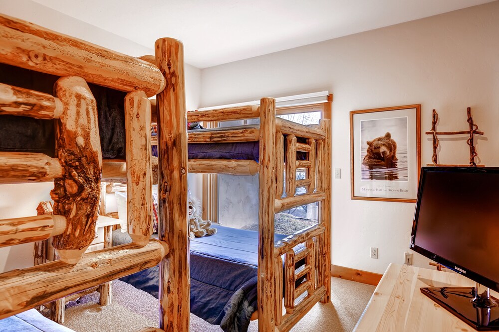 Premium Condo, 4 Bedrooms - Guestroom
