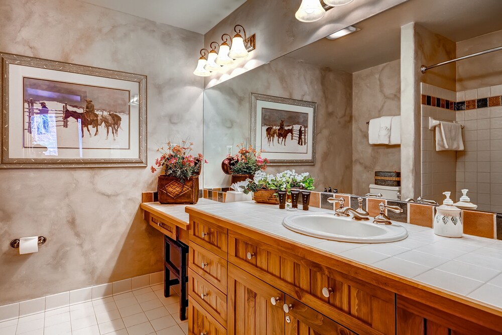 Condo, 3 Bedrooms (Plus) - Bathroom