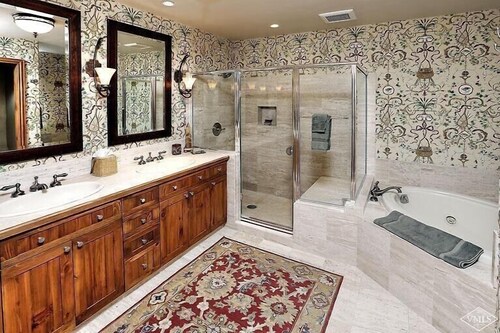 Premium Condo, 3 Bedrooms (Plus) - Bathroom