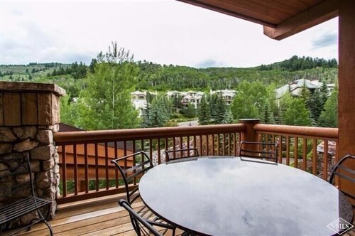 Condo, 3 Bedrooms (Plus) - Balcony