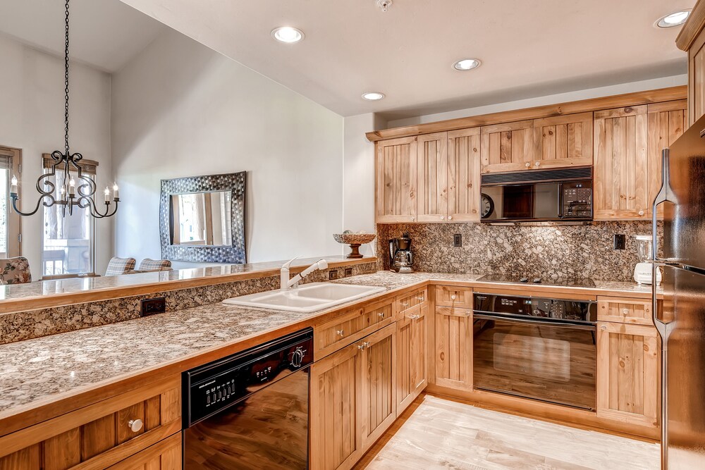 Condo, 1 Bedroom (Plus) - In-Room Kitchen