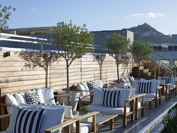 Sundeck