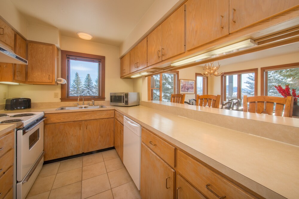 In-Room Kitchen