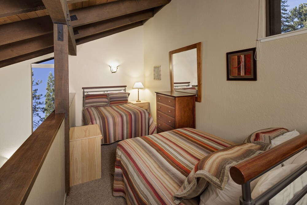 Townhome, 1 Bedroom - Guestroom