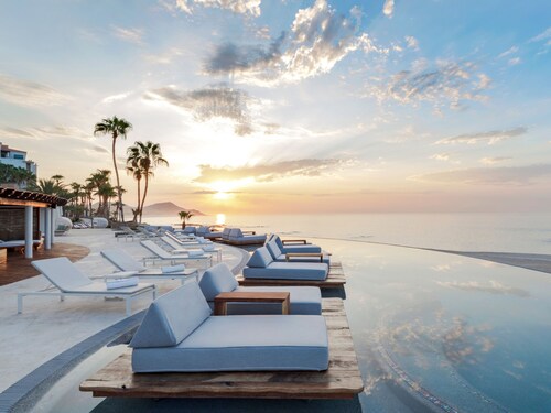 Hilton Los Cabos Beach & Golf Resort