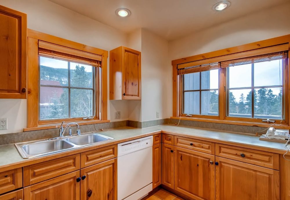 Condo, 4 Bedrooms (River Run) - Guestroom