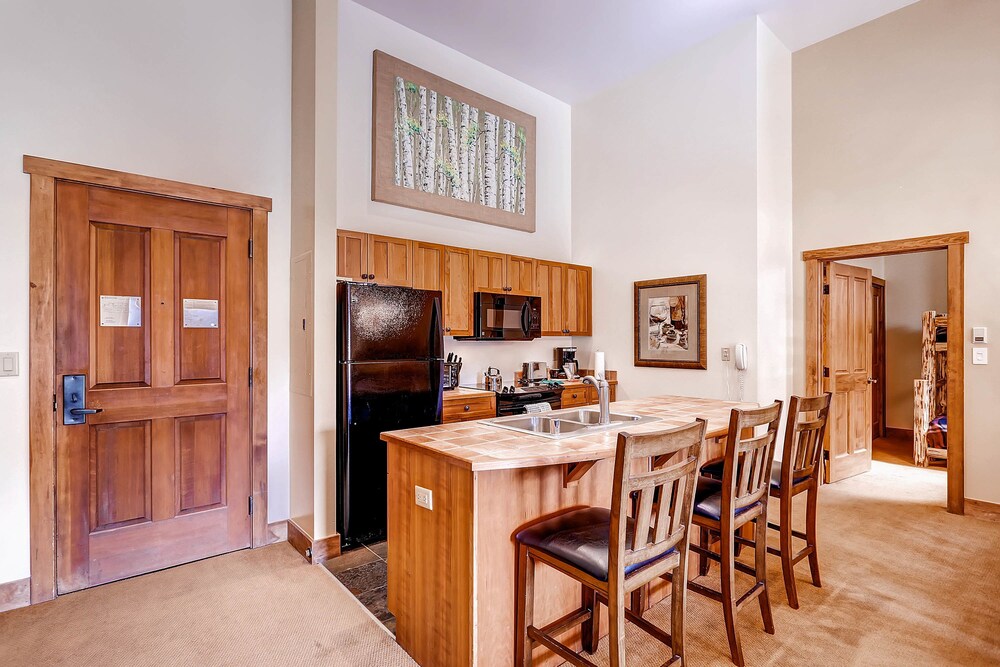 Premier Condo, 3 Bedrooms (River Run) - In-Room Kitchen