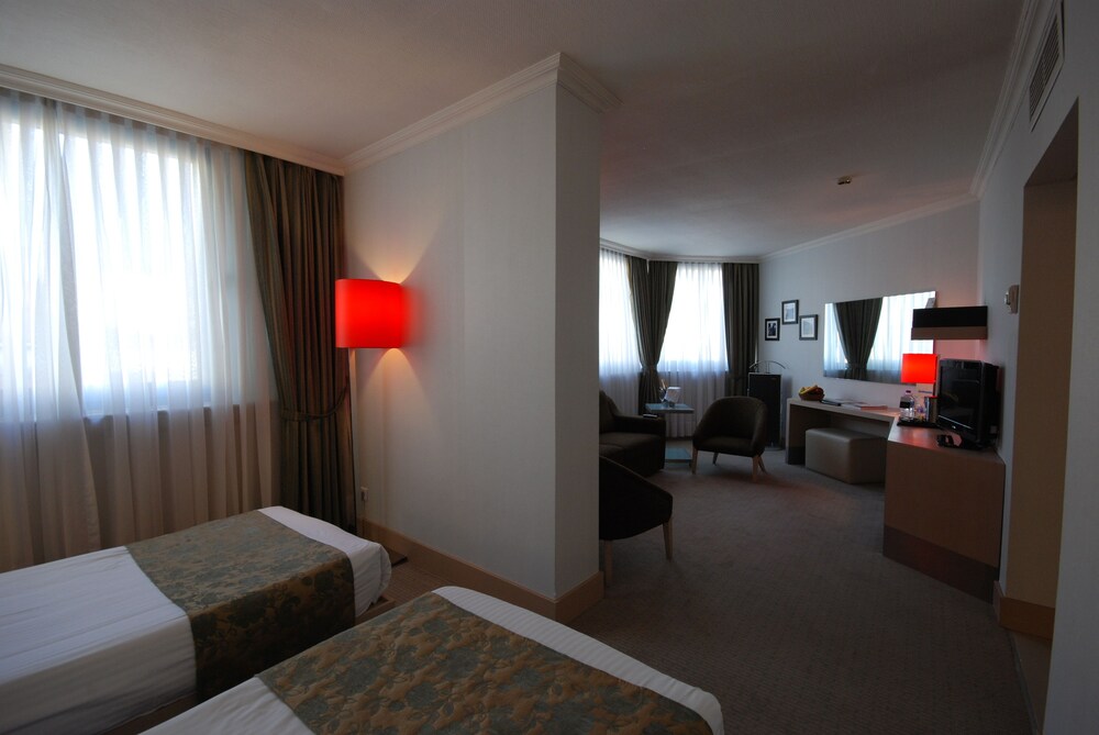 Guestroom View
