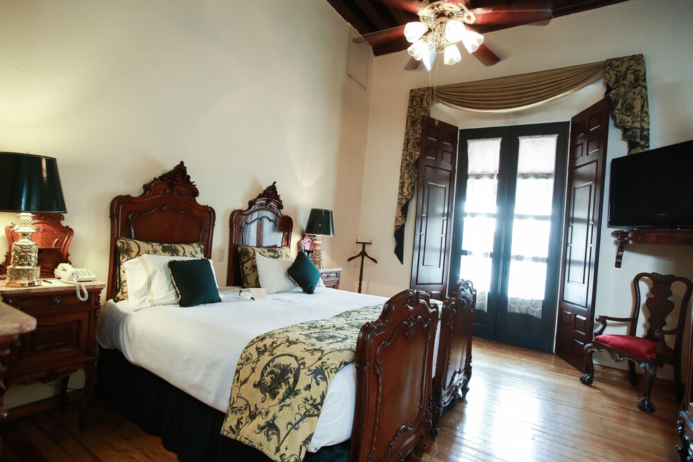 Guestroom