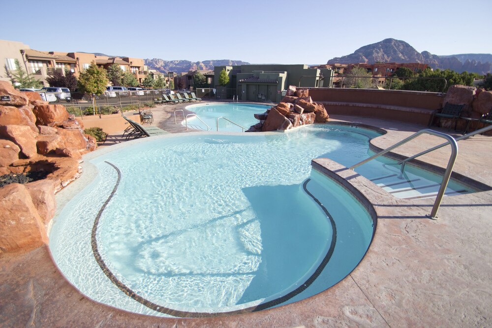 Outdoor pool, Hilton Vacation Club Sedona Summit