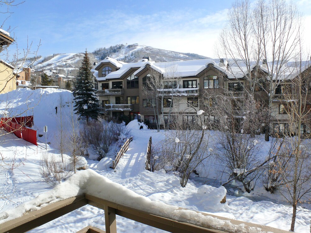 Standard Room, 3 Bedrooms - Balcony View