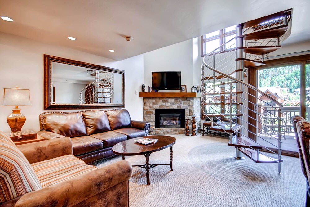 Two Bedroom 3 Bath Superior Condo with loft (North Building) - Living Room