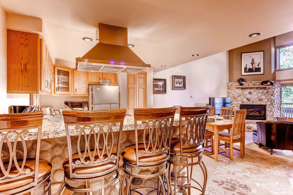 Standard Apartment, 2 Bedrooms - In-Room Kitchen