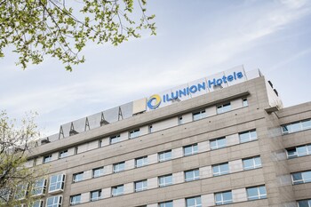 Hotel Front