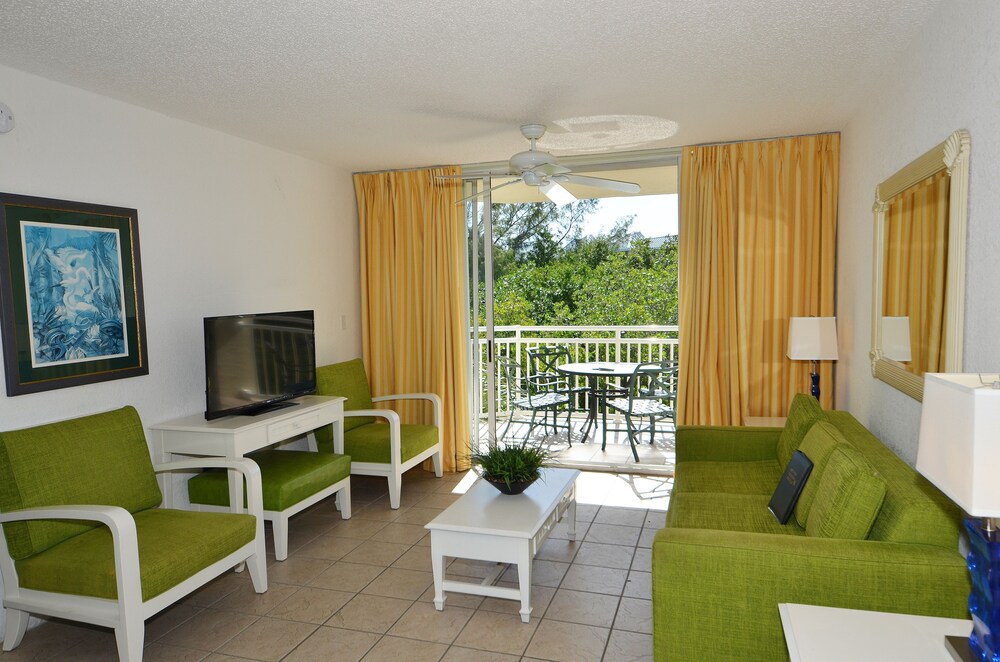 Condo, 2 Bedrooms - Living Area