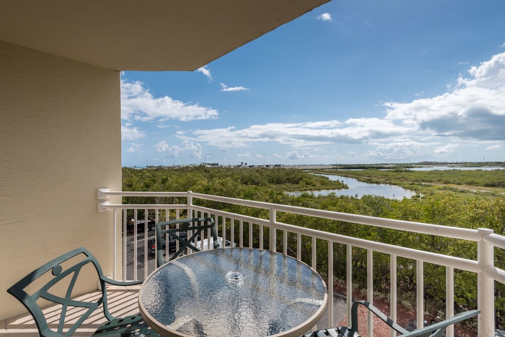Condo, 2 Bedrooms - Balcony