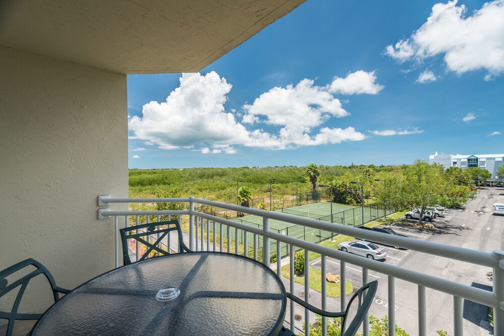Condo, 2 Bedrooms - Balcony