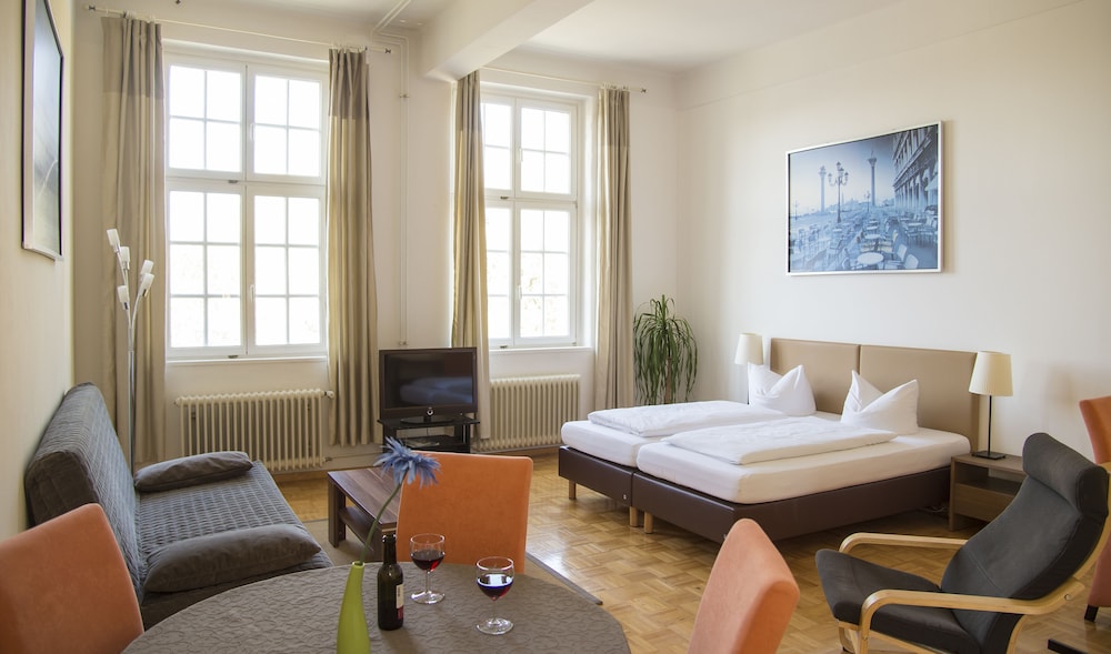 Zimmer (Familien Apartment zur Doppelnutzung)