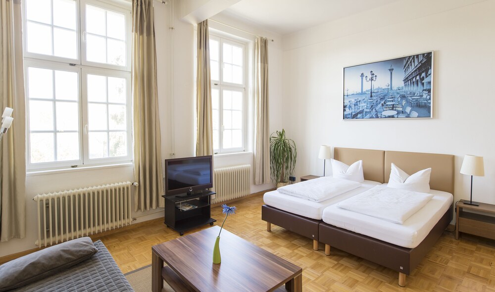 Zimmer (Familien Apartment zur Doppelnutzung)
