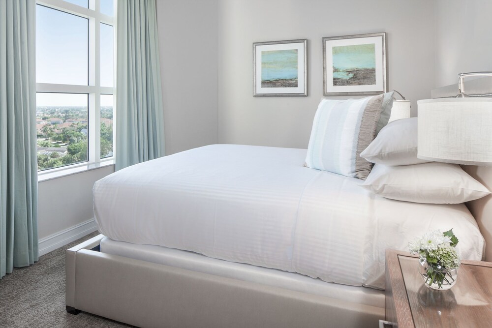 2 Bedroom Suite - Guestroom