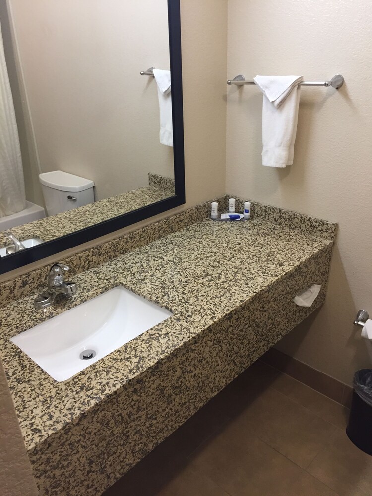 Bathroom sink, Best Western Plus Gateway Inn & Suites