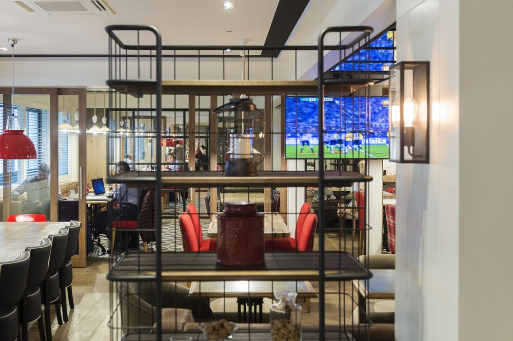Sports Bar