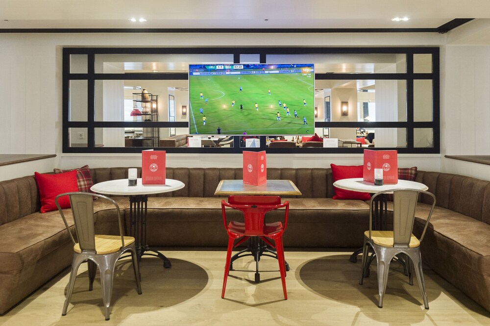 Sports Bar