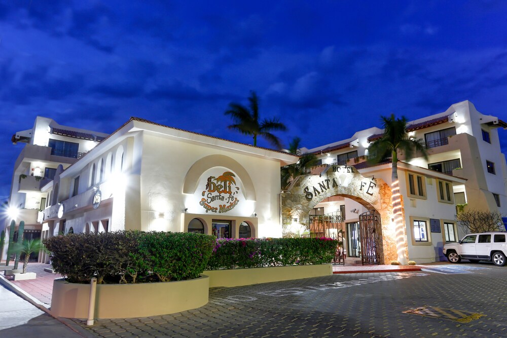 Fachada del hotel