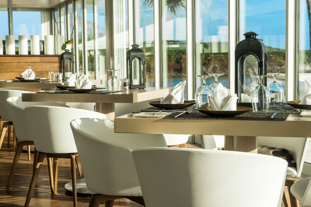Family Dining