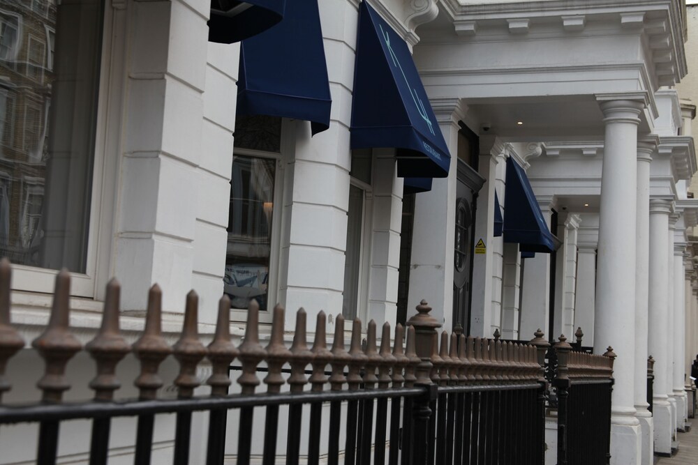 Hotel Front