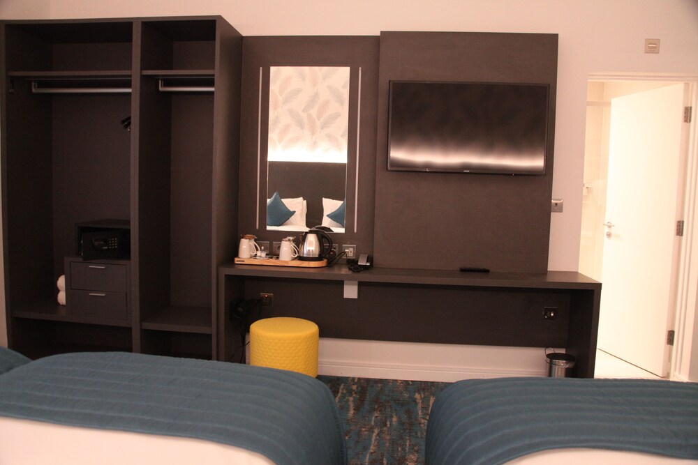 Guestroom View