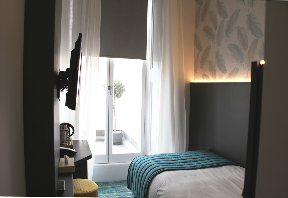 Guestroom View