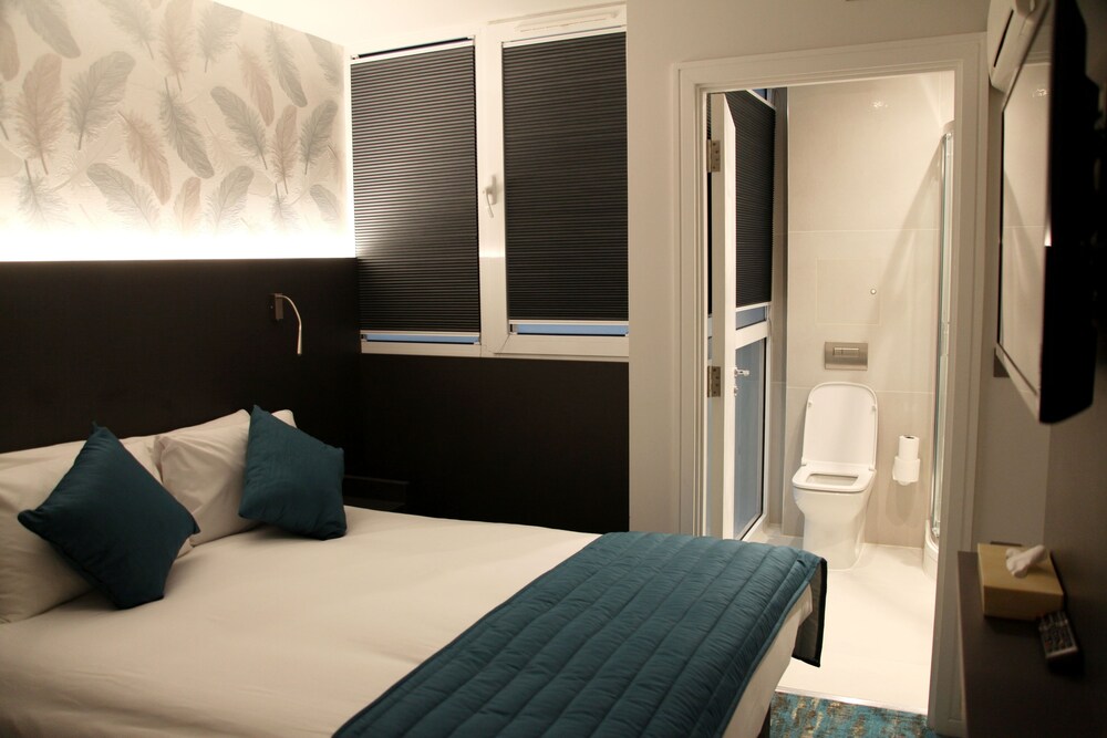 Guestroom View